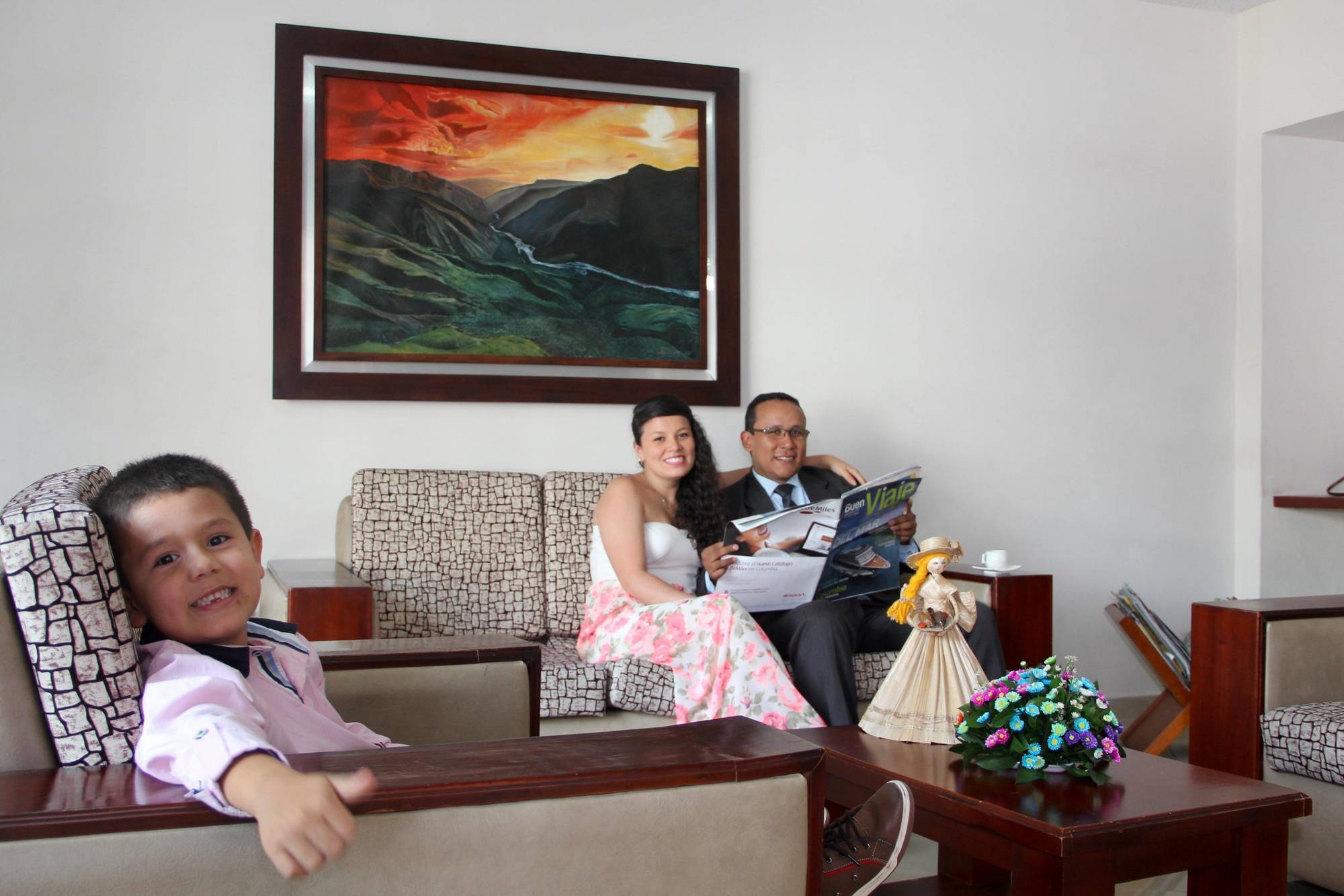 Hotel Prado 34 West ブカラマンガ エクステリア 写真